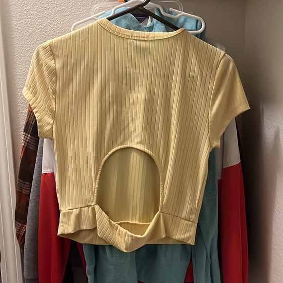 Yellow cropped ripped looking top - Picture 2 of 2